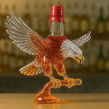 Üveg whiskey palack hófehér sas formájában