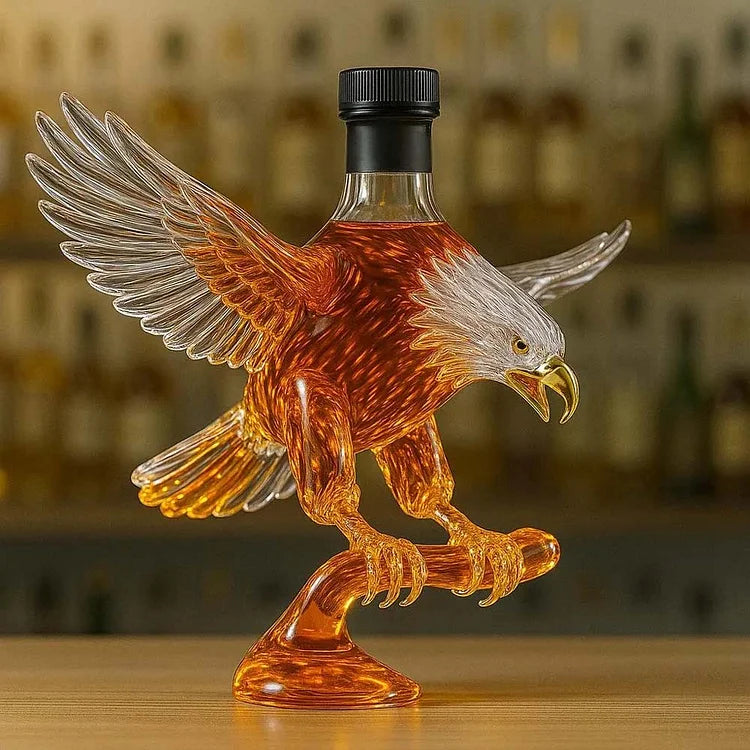 Üveg whiskey palack hófehér sas formájában