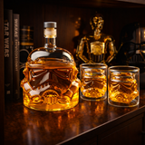 Whisky üveg - Kiadás: üvegek és poharak készlete